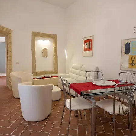 La Piazzetta Historic Center Tropea