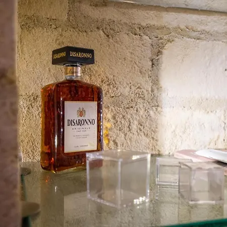 La Piazzetta Historic Center شقة تروبيا